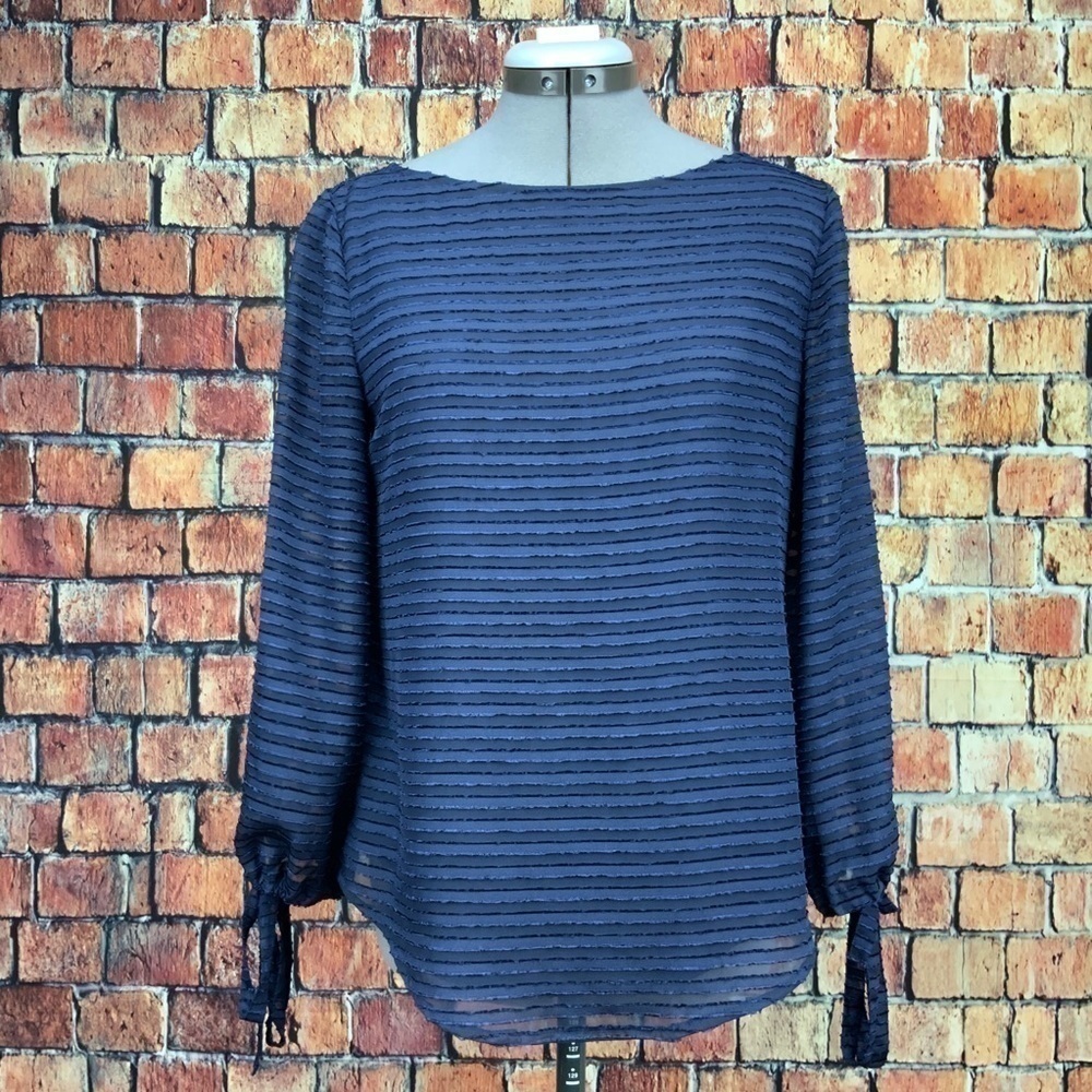 BANANA Republic Women's Drawstring Cuff Boat Neck Top Size XS in Blue
